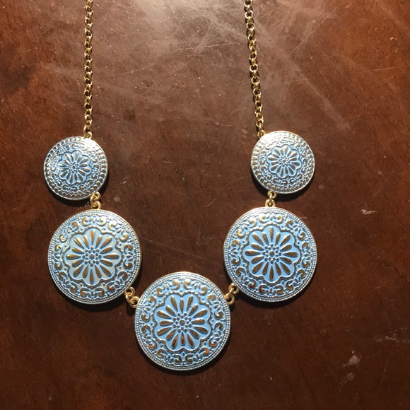 Statement Necklace - Picture 4 of 4